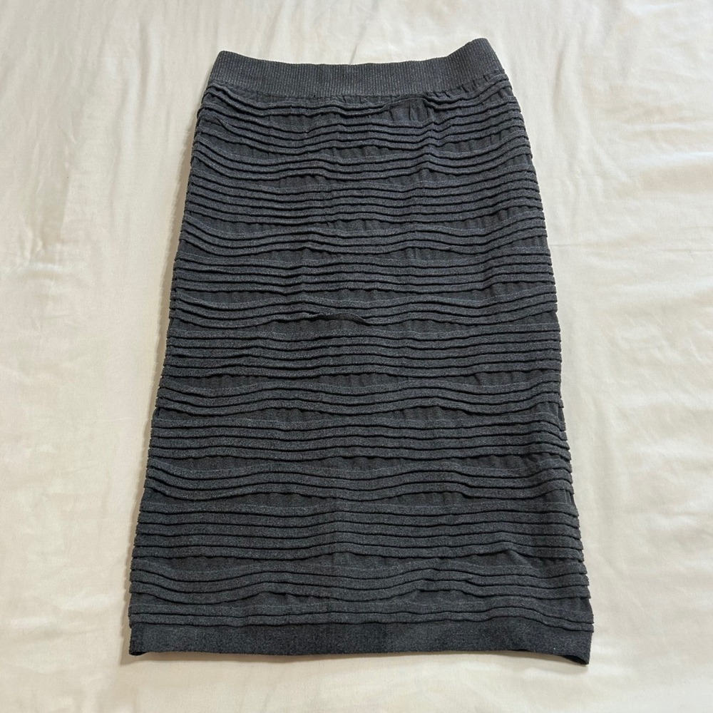 Prime‎ Cut Gray Textured Knit Pencil Skirt Ruffle Tiered Bodycon One Size SK24-D